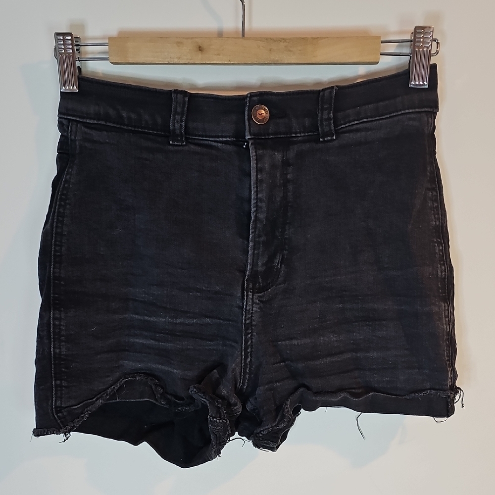 Hollister Size 8 Faded Black High Rise Jean Shorts